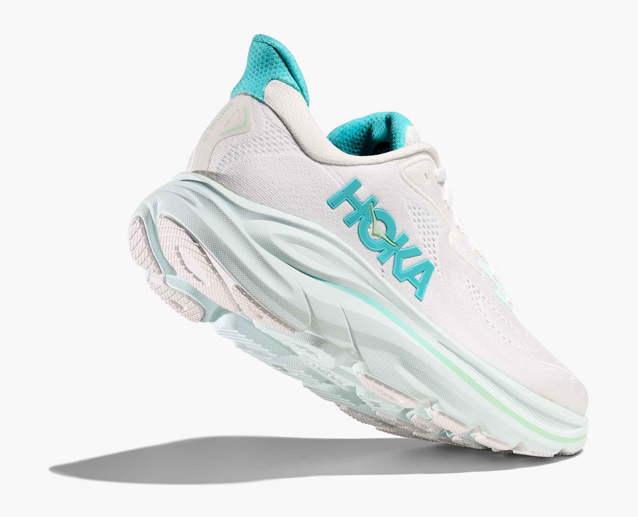 scarpe hoka W CLIFTON 10 1162031-WTCL + omaggio 5 SCARPE HOKA W CLIFTON 10 1162031-WTCL + OMAGGIO
