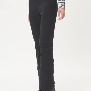 Guida alle taglie Liepa è alta 181cm e indossa una taglia S rh+ The Look of Sport Logic II Soft Shell W Pants
