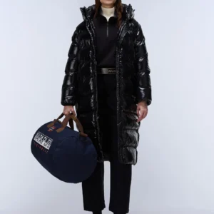 Piumino lungo Napapijri Glane donna colore nero lucido (NPGNE)Piumino lungo Napapijri Glane donna colore nero lucido (NPGNE)